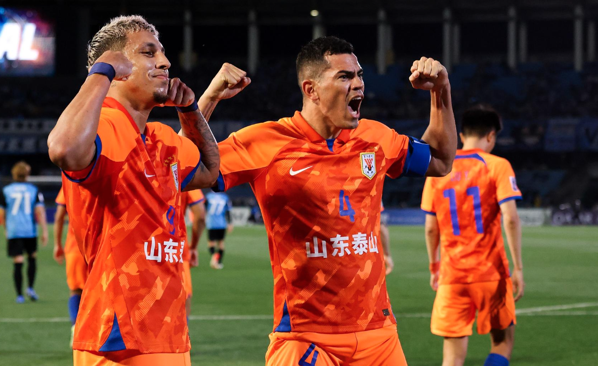 包含国安队迎战山东鲁能,主帅坚信取胜的词条