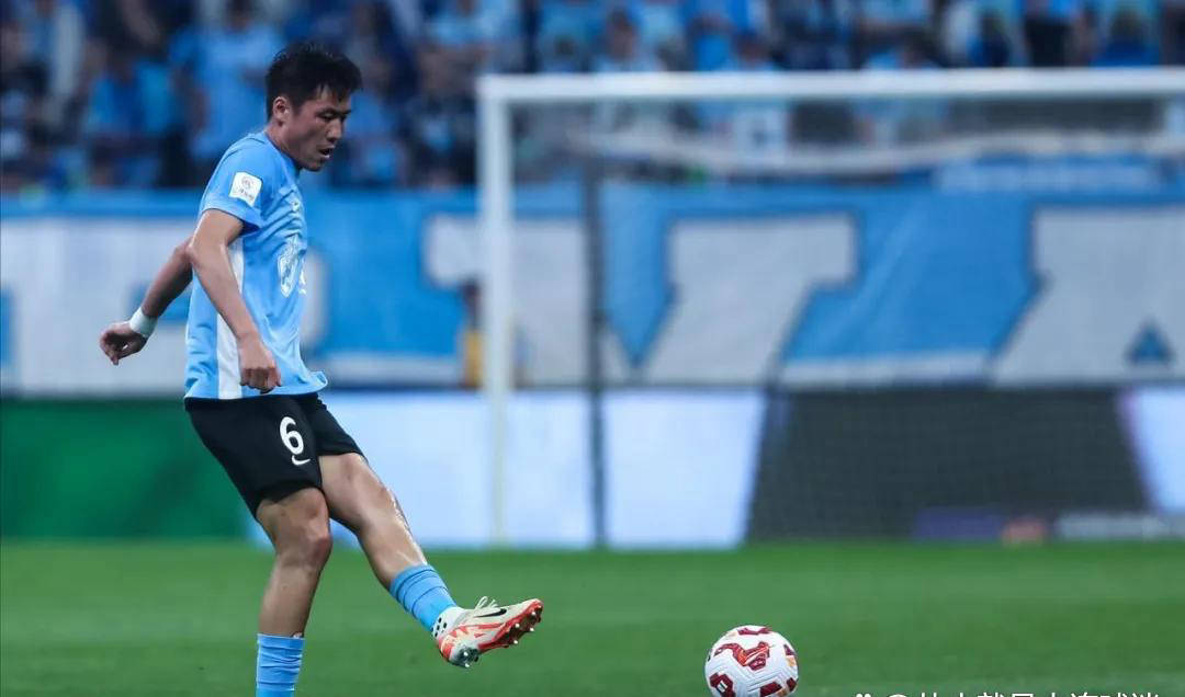 球员个人表现出色,带领球队走向胜利