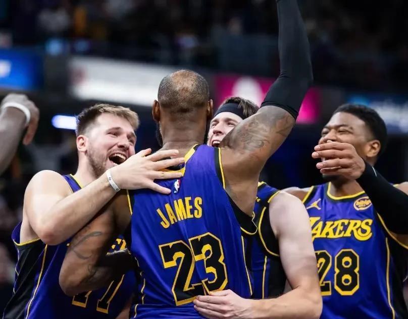 复仇之战!詹姆斯率领西班牙队成功险胜对手的简单介绍